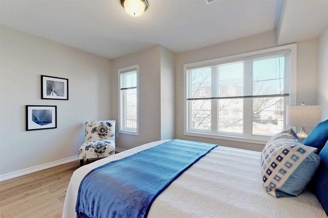 71 b Finch Ave W, House attached with 3 bedrooms, 3 bathrooms and 2 parking in Toronto ON | Image 27