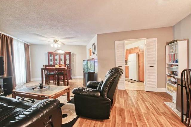 906 - 3577 Derry Rd E, Condo with 2 bedrooms, 1 bathrooms and 1 parking in Mississauga ON | Image 10