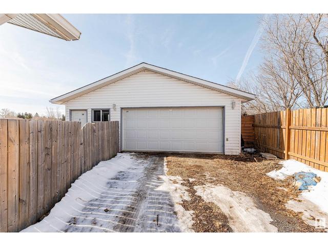 10210 103 St, House detached with 3 bedrooms, 1 bathrooms and 6 parking in Morinville AB | Image 6