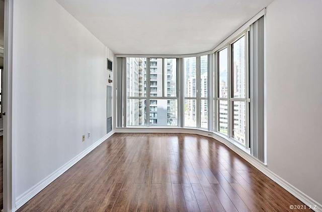 1012 - 736 Bay St, Condo with 1 bedrooms, 1 bathrooms and 0 parking in Toronto ON | Image 19