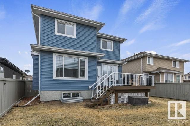 10503 106 Av, House detached with 3 bedrooms, 3 bathrooms and null parking in Morinville AB | Image 37