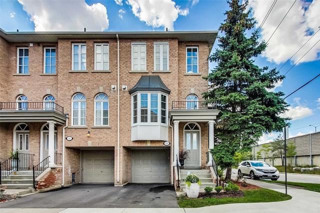 70 Superior Creek Lane, Townhouse with 2 bedrooms, 2 bathrooms and 2 parking in Toronto ON | Image 1