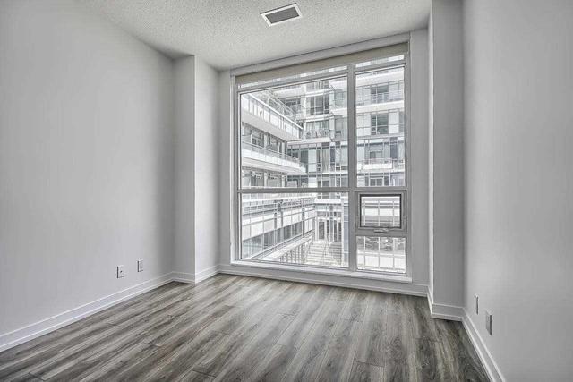 632 - 89 Dunfield Ave, Condo with 1 bedrooms, 1 bathrooms and 0 parking in Toronto ON | Image 2