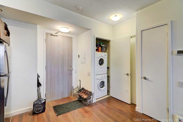 2003 - 390 Cherry St, Condo with 1 bedrooms, 1 bathrooms and 1 parking in Toronto ON | Image 2