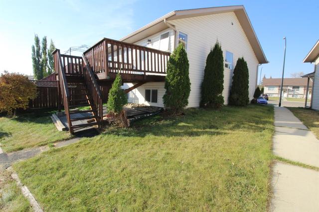 41 Kenny Close, Home with 3 bedrooms, 2 bathrooms and 2 parking in Red Deer County AB | Image 23