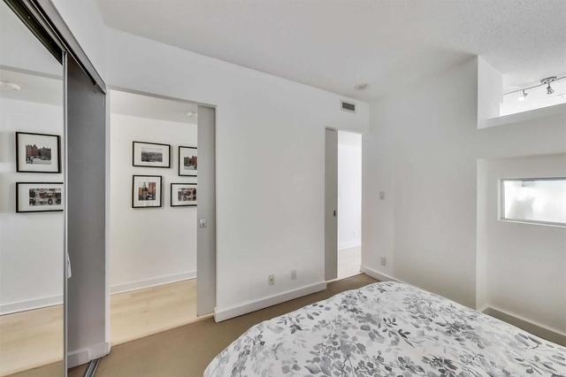 m15 - 350 Wellington St W, Condo with 1 bedrooms, 1 bathrooms and 0 parking in Toronto ON | Image 3