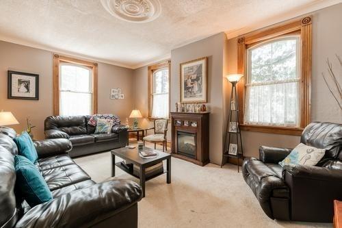 062013 Dufferin Rd 3, House detached with 4 bedrooms, 3 bathrooms and 10 parking in East Garafraxa ON | Image 10