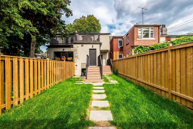212 Franklin Ave, House semidetached with 3 bedrooms, 4 bathrooms and 2 parking in Toronto ON | Image 19