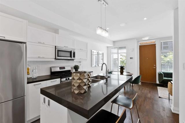 318 - 46 Curzon St, Townhouse with 3 bedrooms, 3 bathrooms and 2 parking in Toronto ON | Image 16