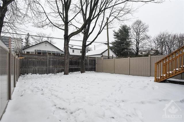 559 Mutual Street, Townhouse with 4 bedrooms, 4 bathrooms and 2 parking in Ottawa ON | Image 26