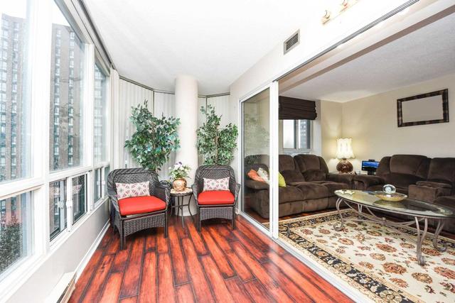 1004 - 115 Hillcrest Ave, Condo with 2 bedrooms, 2 bathrooms and 1 parking in Mississauga ON | Image 8