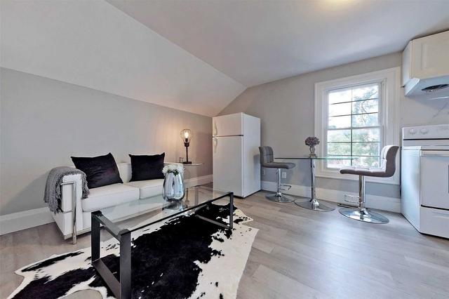 47 Nelson St W, House detached with 2 bedrooms, 2 bathrooms and 4 parking in Brampton ON | Image 14