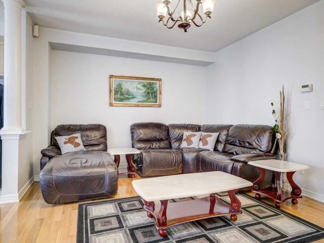 75 Calm Waters Cres, House semidetached with 3 bedrooms, 3 bathrooms and 3 parking in Brampton ON | Image 15