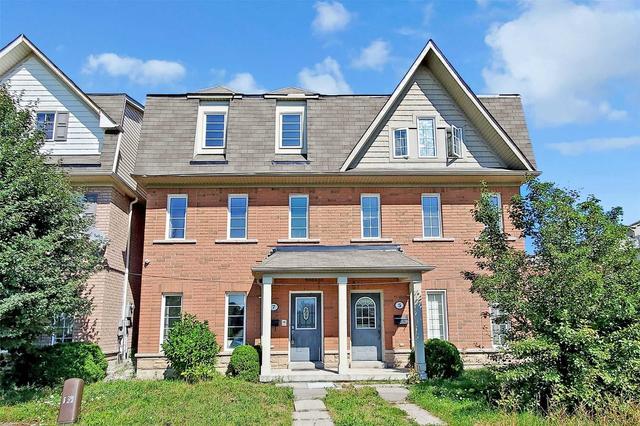7 Boot Terr, House semidetached with 4 bedrooms, 5 bathrooms and 2 parking in Toronto ON | Image 1