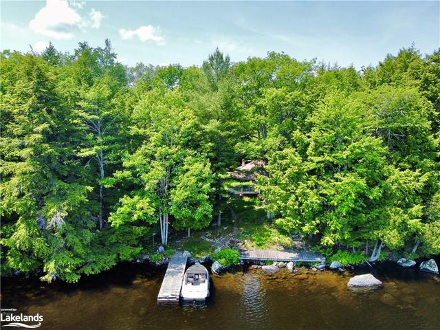 1 Cedar Island, House detached with 2 bedrooms, 0 bathrooms and null parking in Muskoka Lakes ON | Image 3