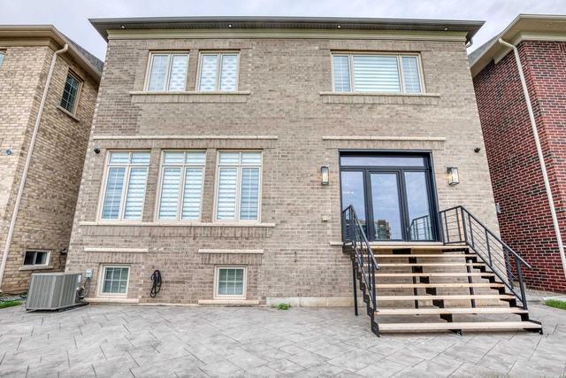 3104 Daniel Way, House detached with 4 bedrooms, 5 bathrooms and 4 parking in Oakville ON | Image 32