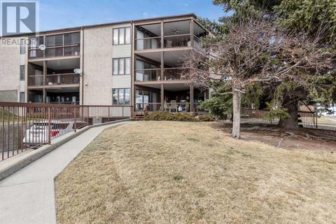 2, - 1165 16 Street Ne, Condo with 2 bedrooms, 3 bathrooms and 2 parking in Medicine Hat AB | Card Image