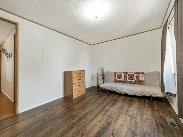 66 - 2715 Westside Drive W, Home with 3 bedrooms, 2 bathrooms and 2 parking in Lethbridge AB | Image 7