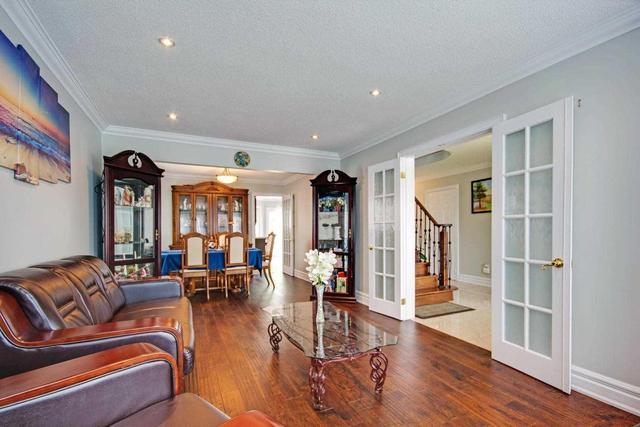 59 Glenabbey Dr, House detached with 4 bedrooms, 4 bathrooms and 4 parking in Clarington ON | Image 4