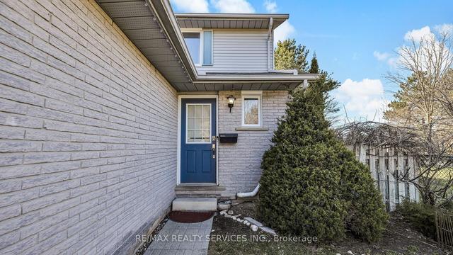7 - 465 Kingscourt Dr, Townhouse with 2 bedrooms, 2 bathrooms and 2 parking in Waterloo ON | Image 34