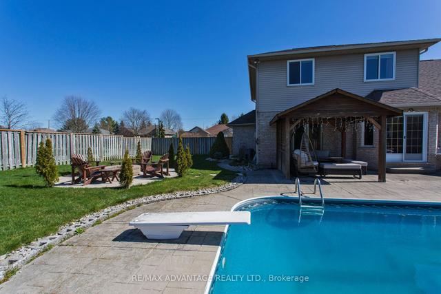 59 Winona Rd, House detached with 3 bedrooms, 3 bathrooms and 4 parking in Middlesex Centre ON | Image 31