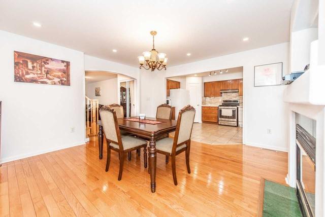 7214 Torrisdale Lane, House semidetached with 3 bedrooms, 3 bathrooms and 3 parking in Mississauga ON | Image 20