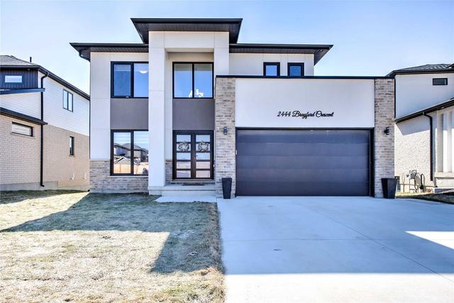 2444 Brayford Cres, House detached with 4 bedrooms, 3 bathrooms and 5 parking in London ON | Image 1