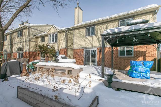 10 Buckingham Private, Townhouse with 3 bedrooms, 3 bathrooms and 2 parking in Ottawa ON | Image 28
