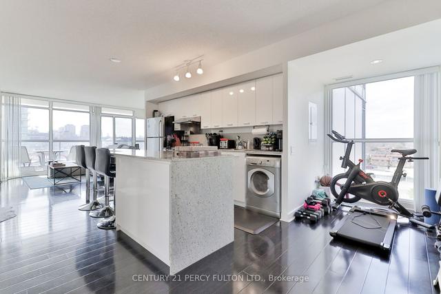 905 - 33 Singer Crt, Condo with 2 bedrooms, 2 bathrooms and 1 parking in Toronto ON | Image 36