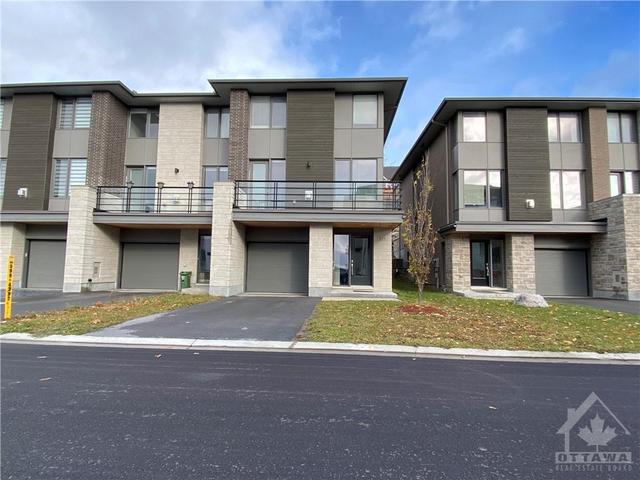 173 Boundstone Way, Townhouse with 4 bedrooms, 4 bathrooms and 2 parking in Ottawa ON | Image 1