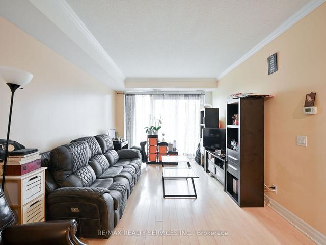 405 - 100 John St, Condo with 1 bedrooms, 1 bathrooms and 1 parking in Brampton ON | Image 9