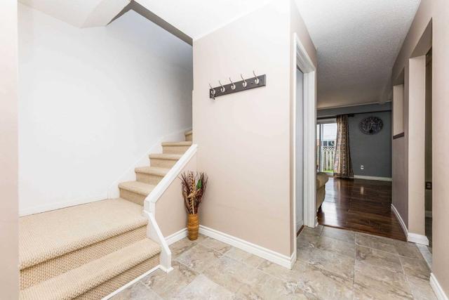 67 Royal Salisbury Way, House attached with 3 bedrooms, 2 bathrooms and 3 parking in Brampton ON | Image 37