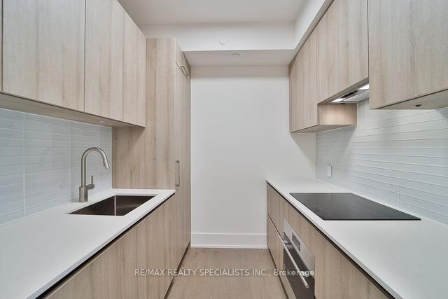 5101 - 1 Yorkville Ave, Condo with 2 bedrooms, 3 bathrooms and 4 parking in Toronto ON | Image 8