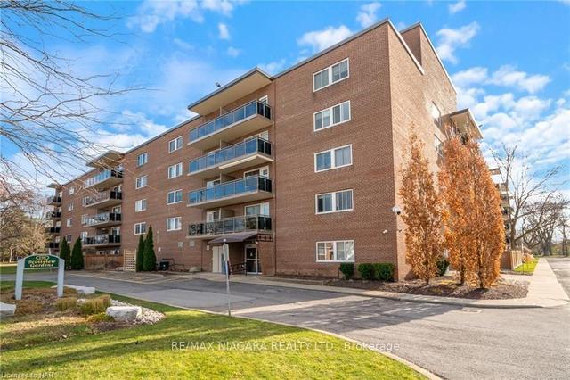 302 - 196 Scott St, Condo with 2 bedrooms, 1 bathrooms and 1 parking in St. Catharines ON | Image 17