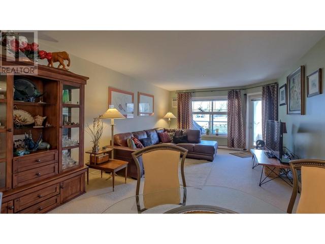 210 - 515 Houghton Road, Condo with 2 bedrooms, 2 bathrooms and null parking in Kelowna BC | Image 10