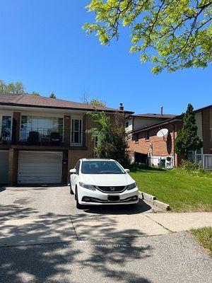 2661 Hortense Rd, House semidetached with 3 bedrooms, 2 bathrooms and 3 parking in Mississauga ON | Image 1