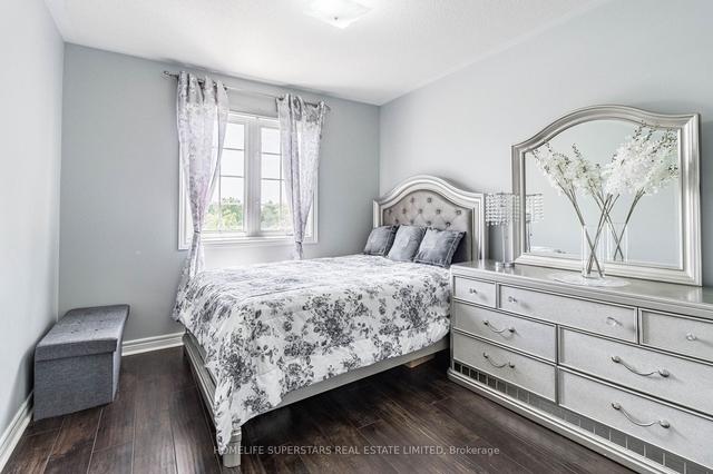 21 - 21 Eastview Gate, House attached with 3 bedrooms, 4 bathrooms and 3 parking in Brampton ON | Image 5