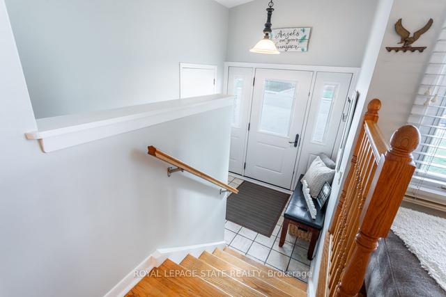 101 Ridge St, House detached with 3 bedrooms, 2 bathrooms and 3 parking in Hamilton ON | Image 12