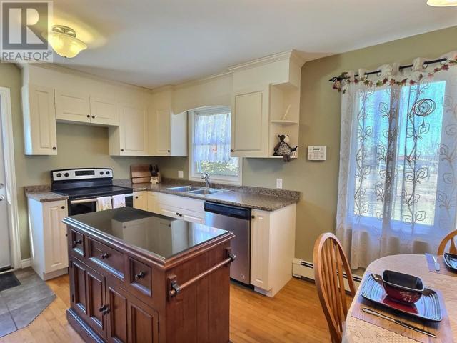 3 Abbey Drive, House detached with 4 bedrooms, 2 bathrooms and null parking in Charlottetown PE | Image 7