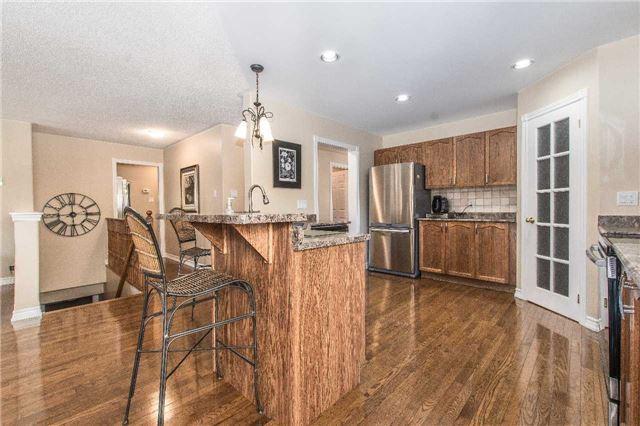 69 Miller Dr, House detached with 2 bedrooms, 2 bathrooms and 4 parking in Barrie ON | Image 4