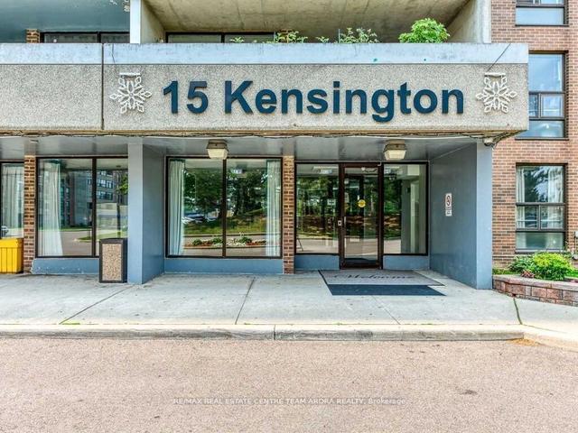 910 - 15 Kensington Rd, Condo with 2 bedrooms, 1 bathrooms and 1 parking in Brampton ON | Image 1