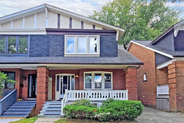 409 Millwood Rd, House semidetached with 3 bedrooms, 2 bathrooms and 3 parking in Toronto ON | Image 1