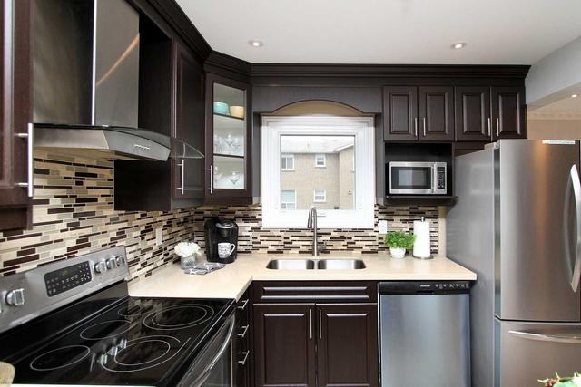 58 Grover Dr, House detached with 4 bedrooms, 4 bathrooms and 4 parking in Toronto ON | Image 32