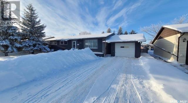 284 Circlebrooke Drive, House detached with 3 bedrooms, 1 bathrooms and null parking in Yorkton SK | Card Image
