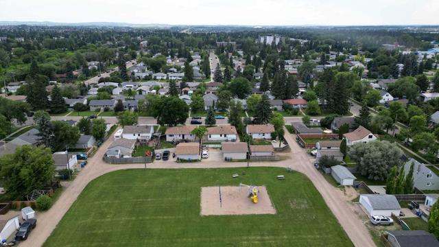 4126 36 Street, House detached with 4 bedrooms, 1 bathrooms and 2 parking in Red Deer AB | Image 44