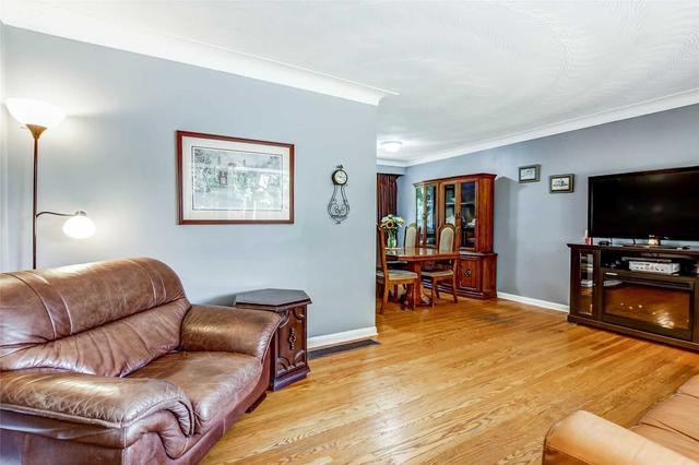 375 Erindale Dr, House detached with 3 bedrooms, 2 bathrooms and 3 parking in Burlington ON | Image 36