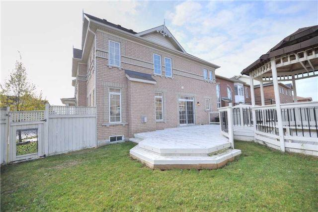 104 Smoothwater Terr, House detached with 4 bedrooms, 4 bathrooms and 4 parking in Markham ON | Image 19