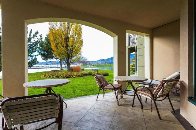 157 - 1288 Water Street, Condo with 3 bedrooms, 2 bathrooms and 1 parking in Kelowna BC | Card Image