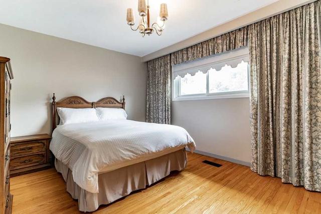 445 Crosby Ave, House detached with 3 bedrooms, 3 bathrooms and 6 parking in Richmond Hill ON | Image 10