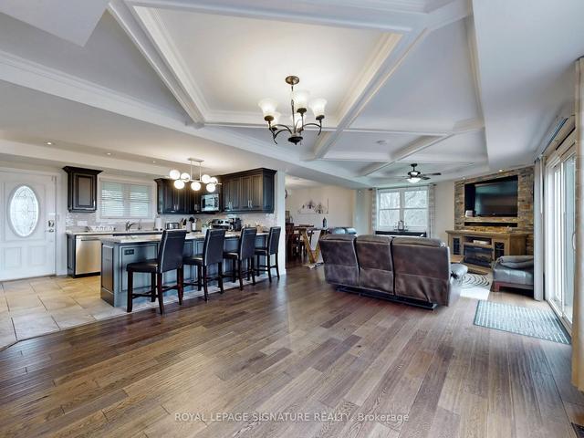 992 Irvine Rd, House detached with 4 bedrooms, 4 bathrooms and 13 parking in Niagara on the Lake ON | Image 37